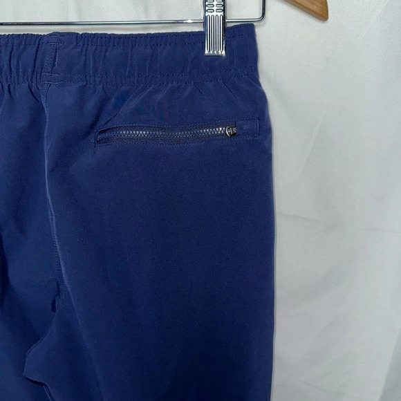 Under  armour Size M - Picture 7 of 8